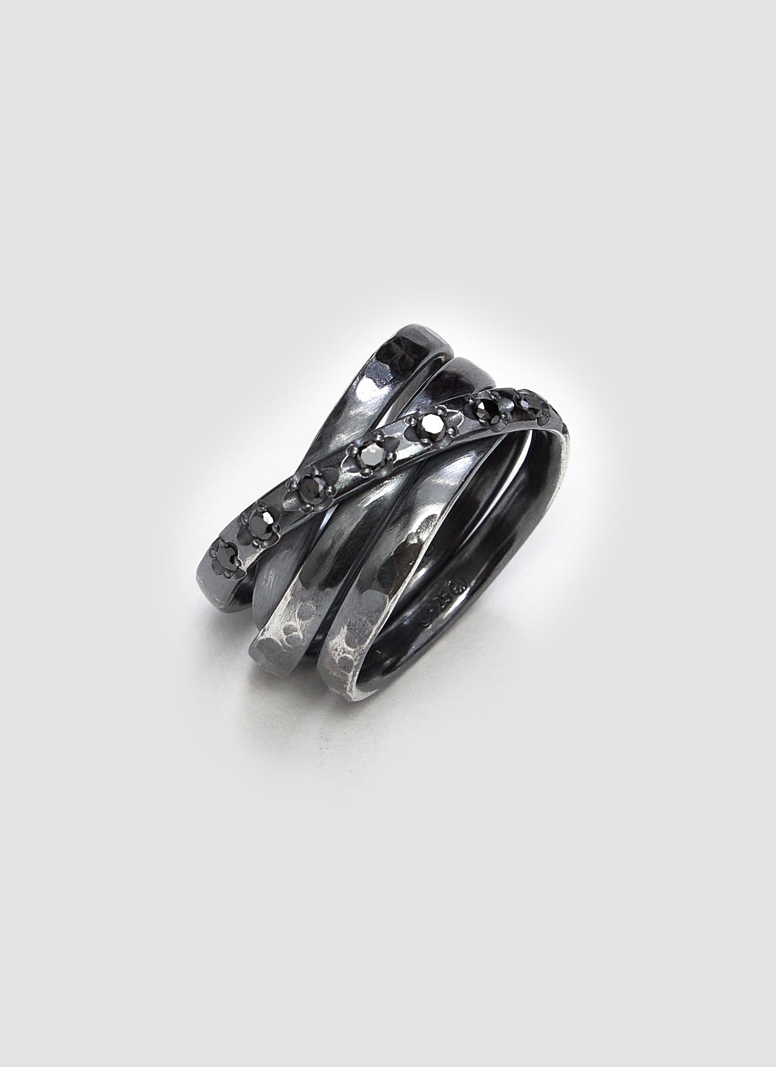 Cage Mini, black diamond 0.3ct ring – HITCHHIKER