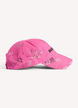 Upcycled cap in pink