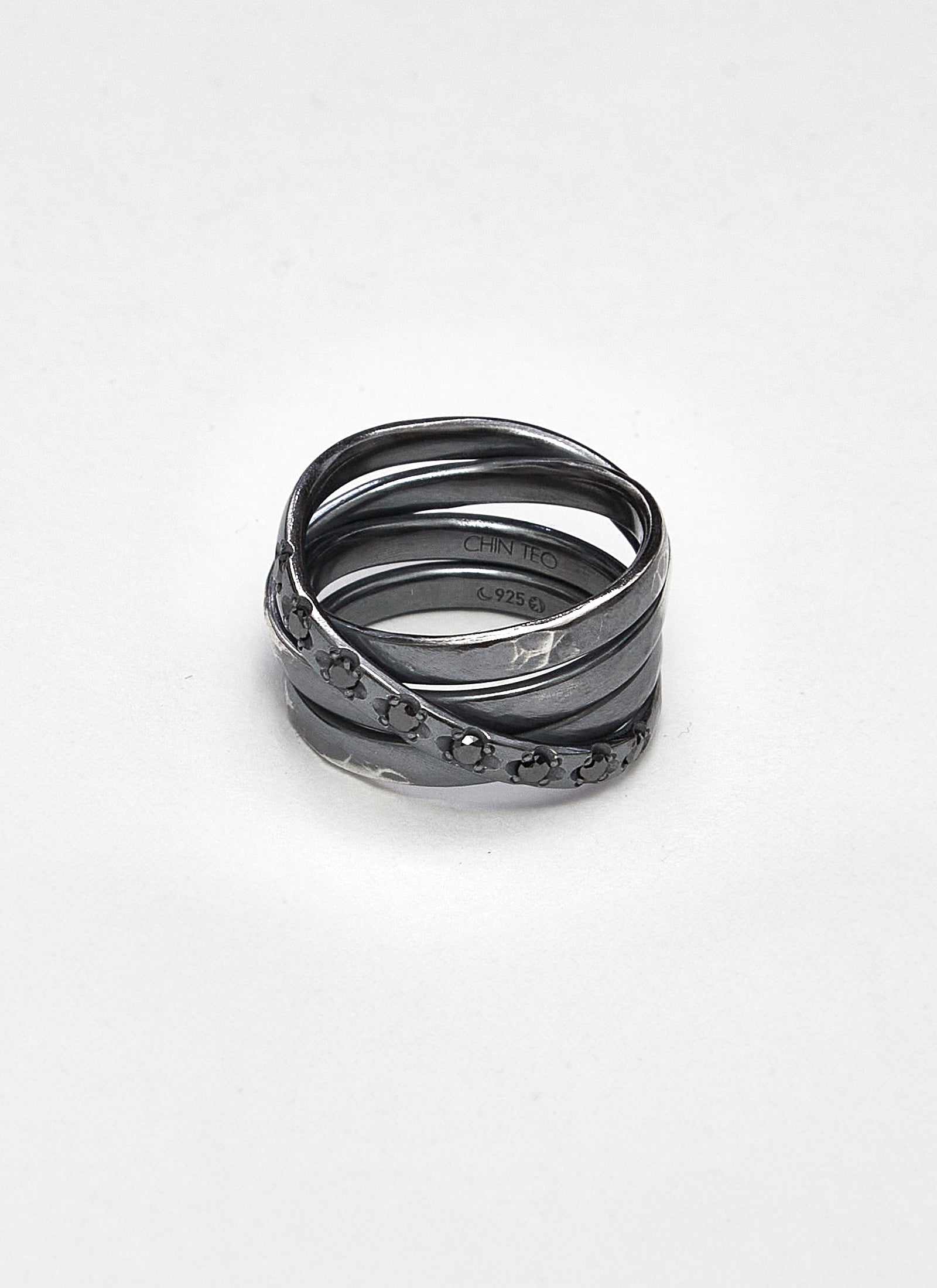 Cage Mini, black diamond 0.3ct ring – HITCHHIKER