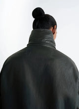 Short rain jacket