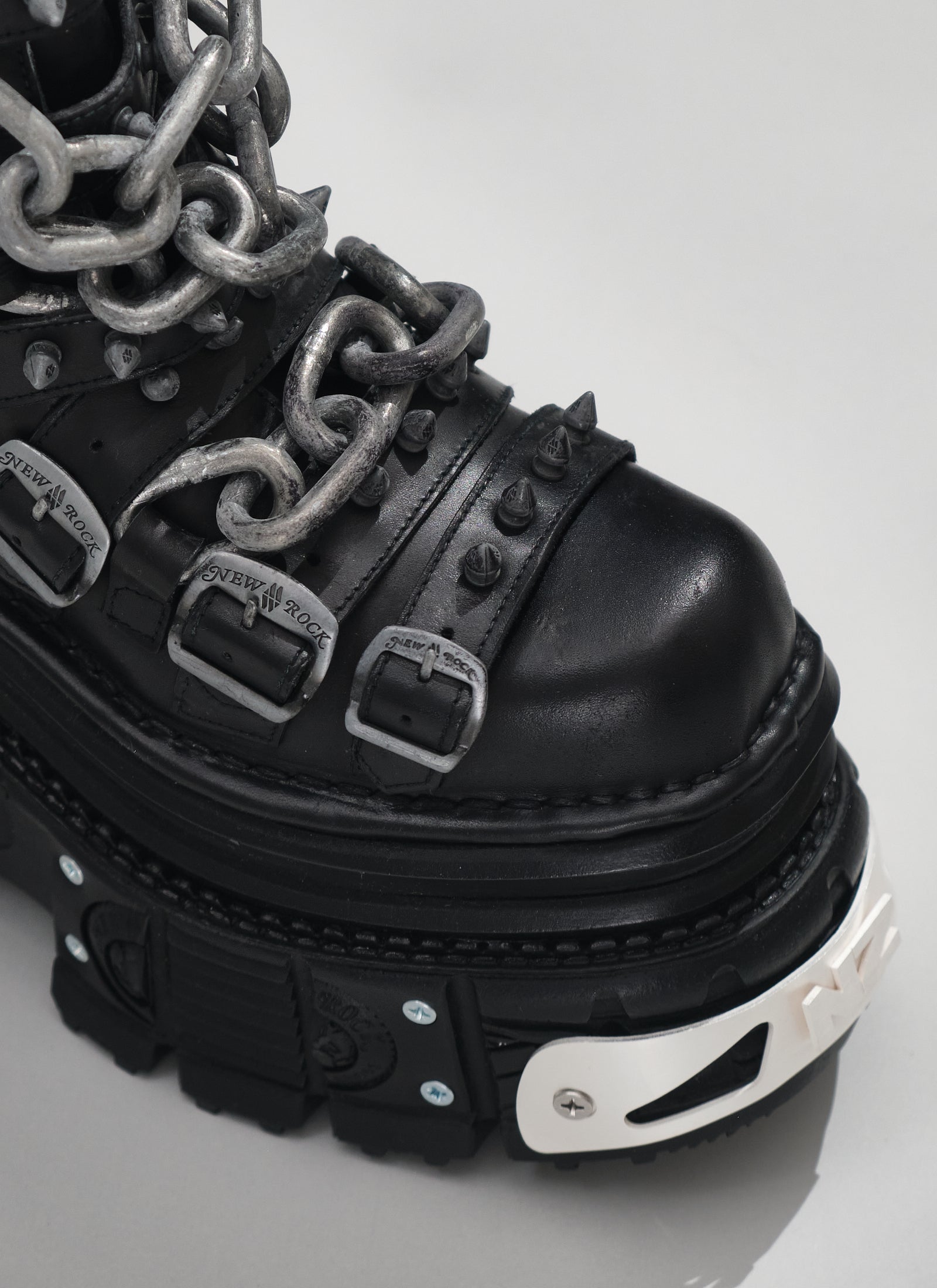 new rock metallic