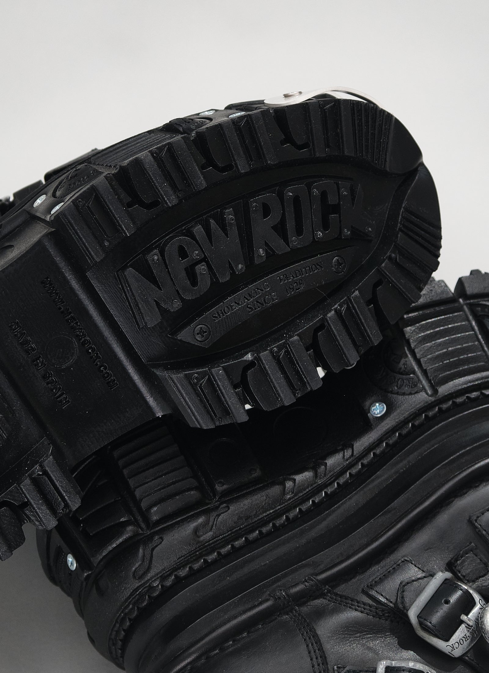 Natasha-Zinko_24SS_A0240065-