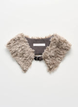 Jagged collar