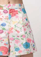 Star Shorts
