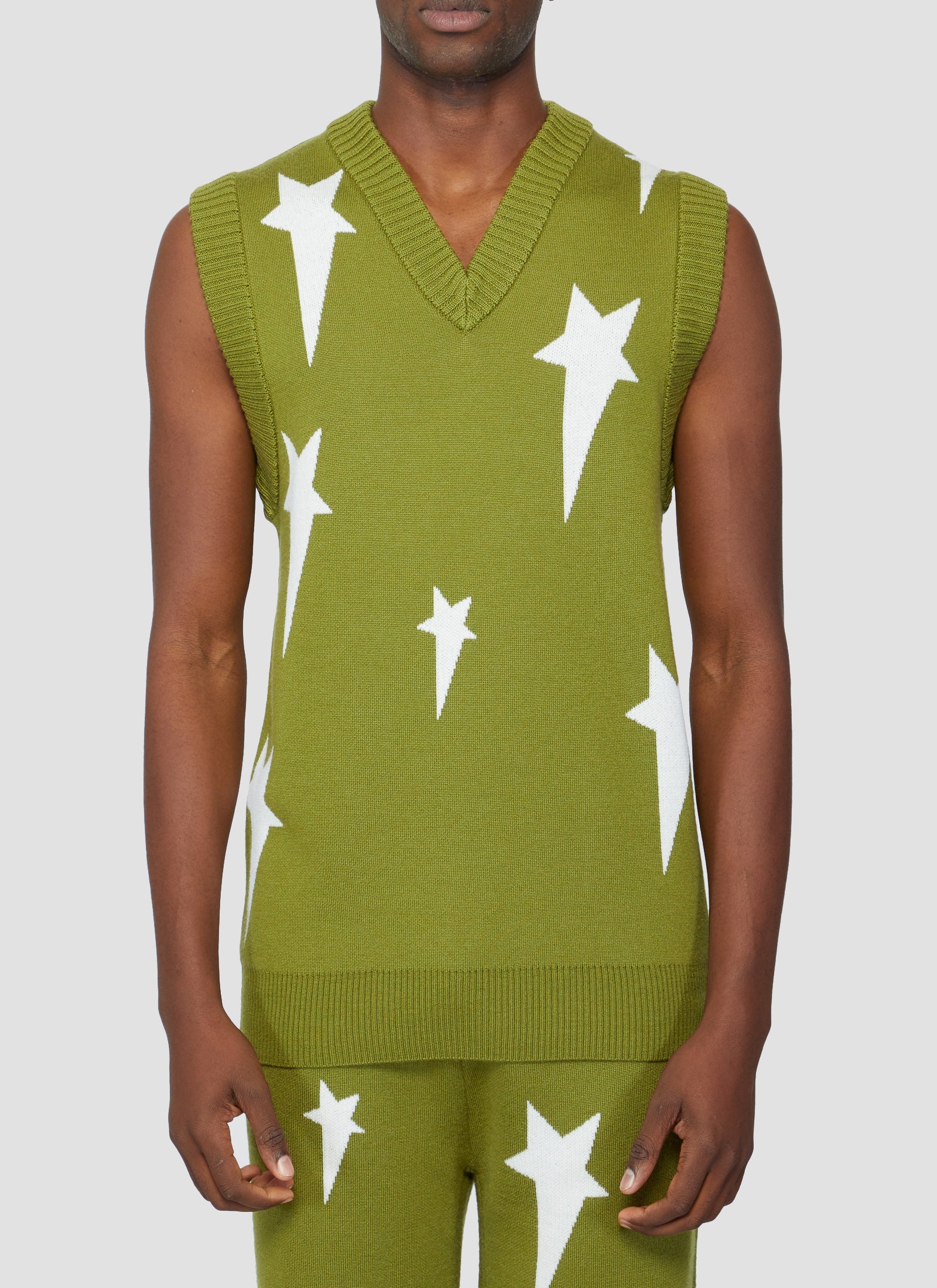 Knit vest with scattered star pattern – HITCHHIKER