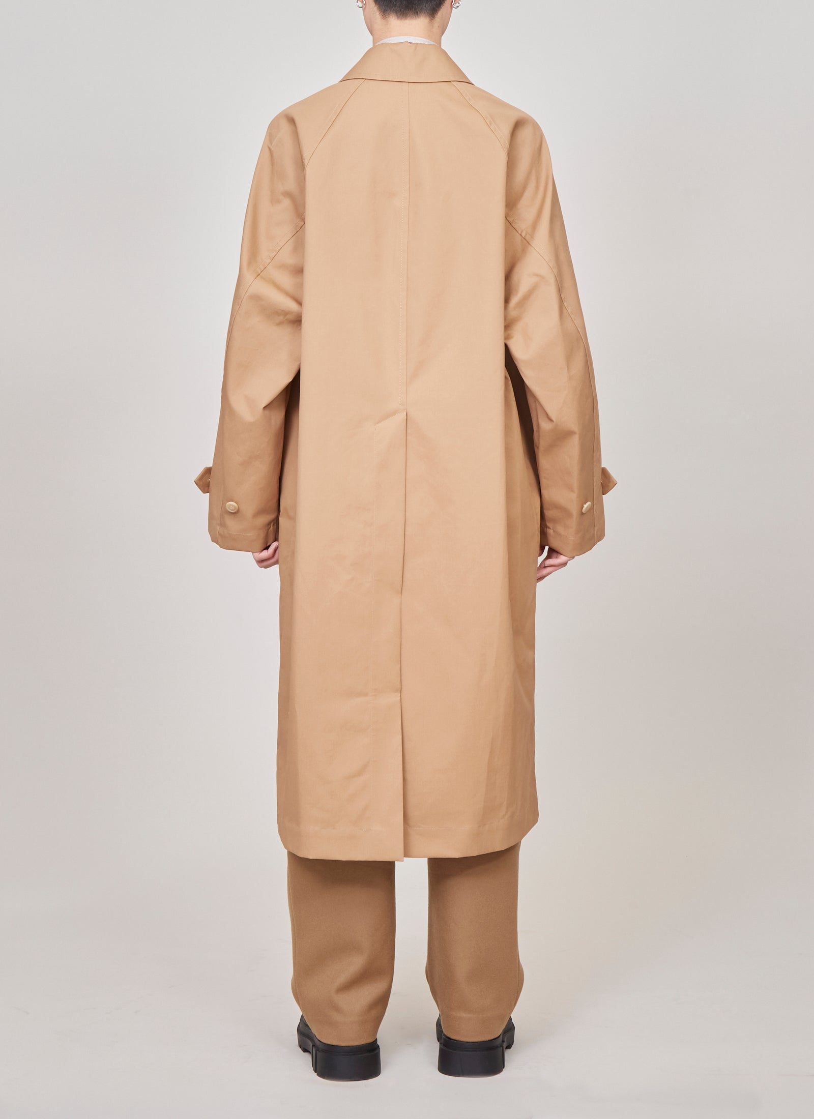 Trench coat – HITCHHIKER