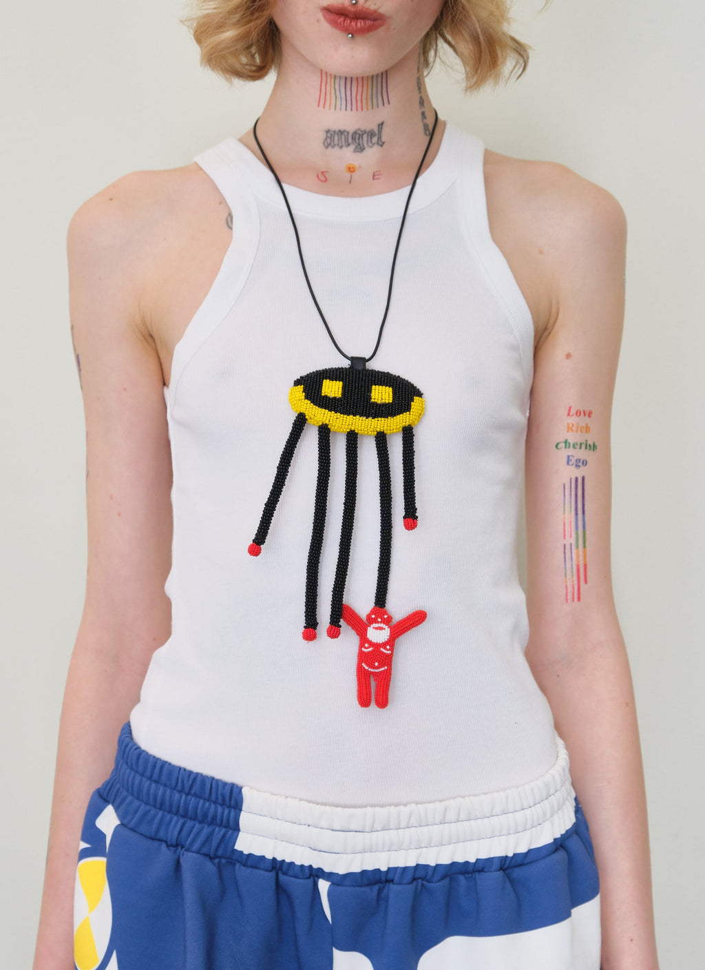 Beam Me Up Jewel – HITCHHIKER